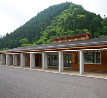 湯来交流センター